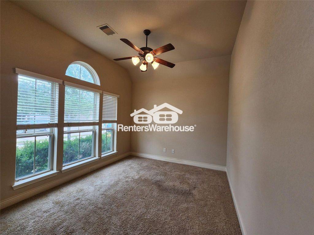 Building Photo - 27123 Bunker Bluff Ct