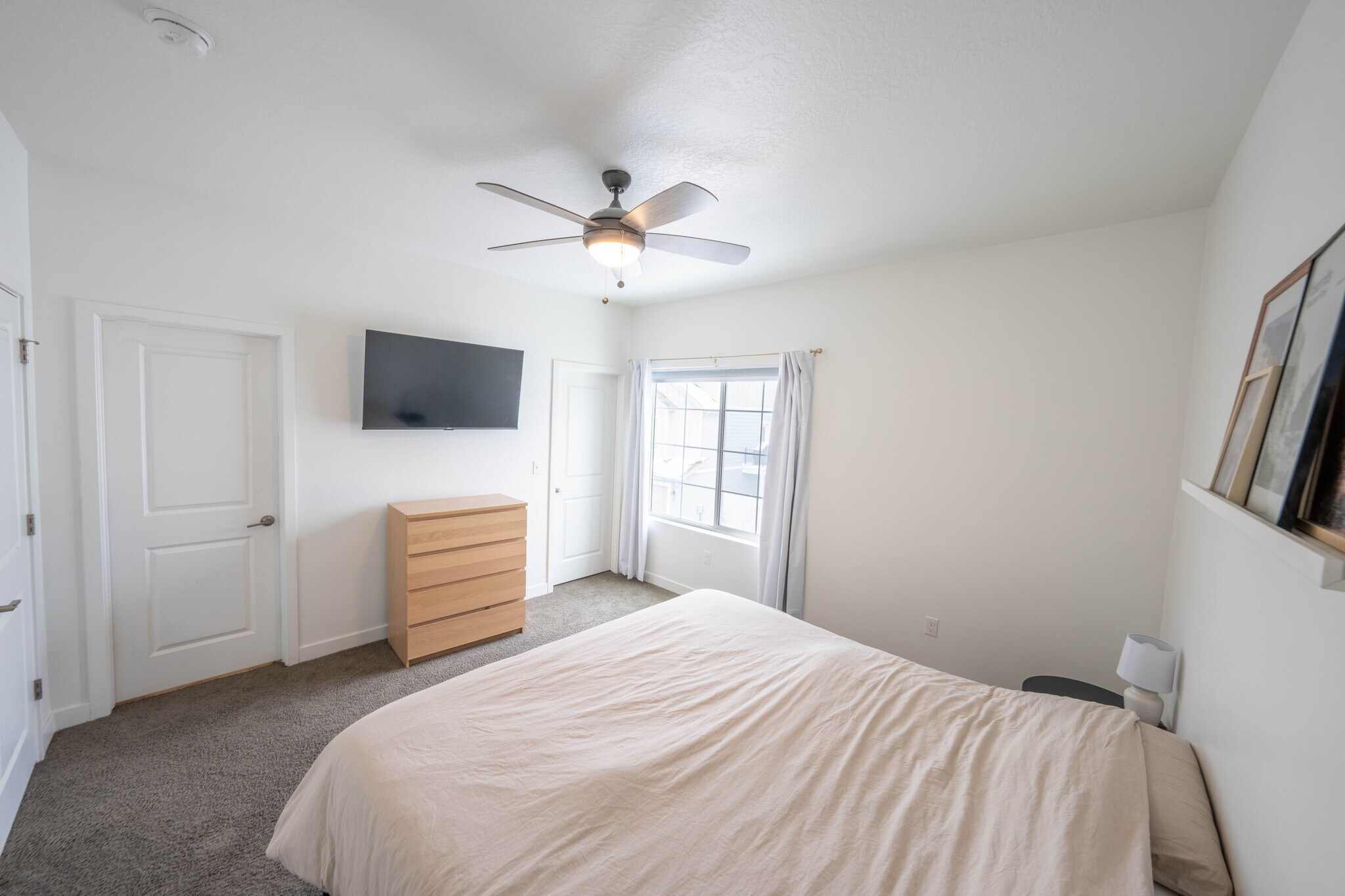 Building Photo - 4279 W Bromwell Ct