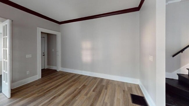 Building Photo - 116 Ridgeway Ave