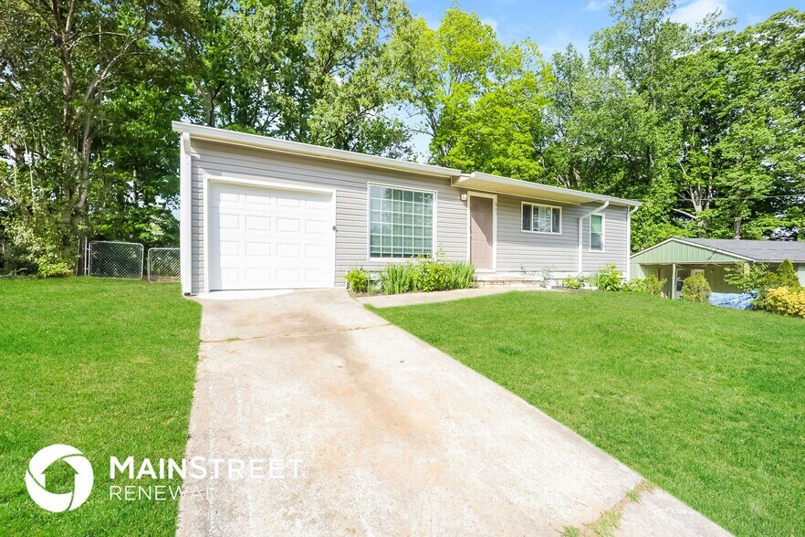 Building Photo - 862 Kennesaw Dr