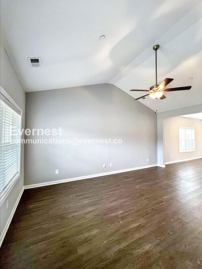 Building Photo - 1022 Echo Rdg Rd