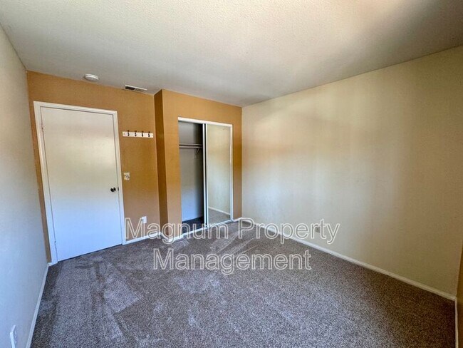 Building Photo - 24453 Jacarte Dr