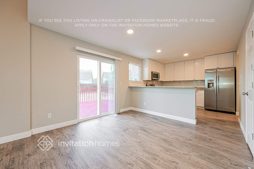 Building Photo - 19815 E Villanova Dr