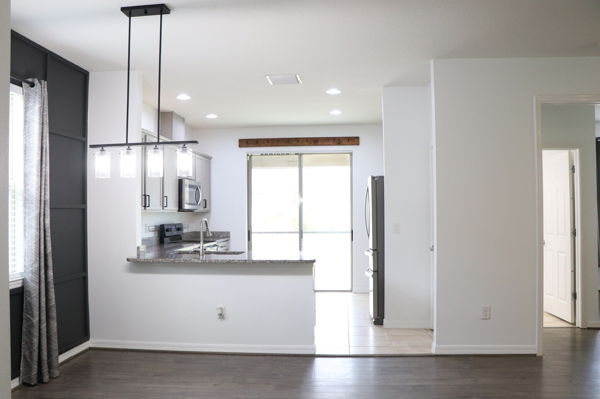 Building Photo - 5239 Fallen Leaf Dr