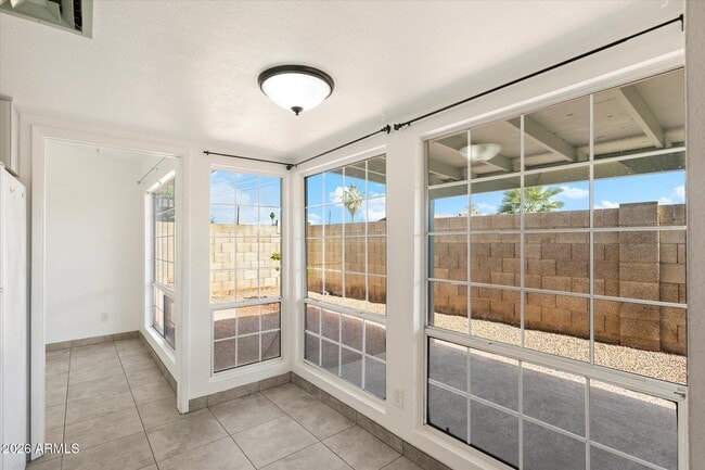 Building Photo - 8037 N 40th Ave