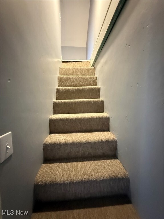 Building Photo - 714 Chester St