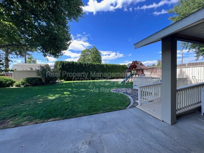 Building Photo - 3812 Rd 109