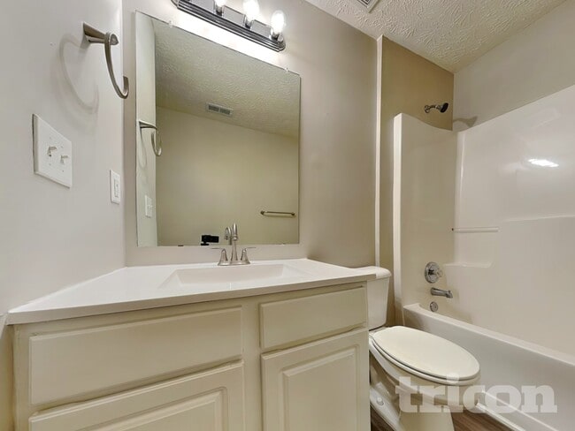 Building Photo - 7113 Boulder Pass