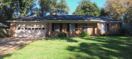 Building Photo - South Tyler! Beautifully Updated 3 Bedroom...