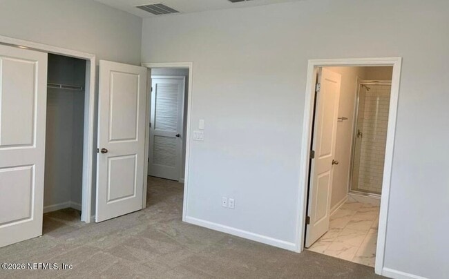 Building Photo - 46 Fieldfare Ln