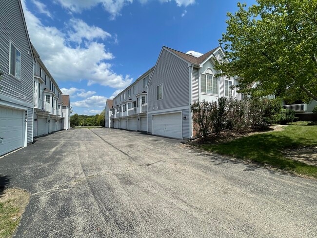 Building Photo - 2236 Dawson Ln