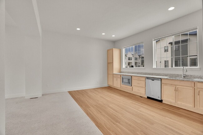 Building Photo - $2,680 - 2 Bed, 2.5 Bath Townhome in Broom...