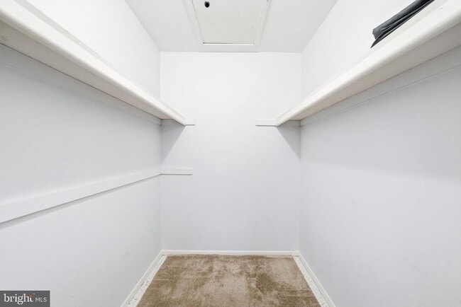 Building Photo - 1404 Woodhollow Dr