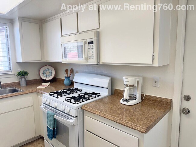 Building Photo - 6372 Cahuilla Ave