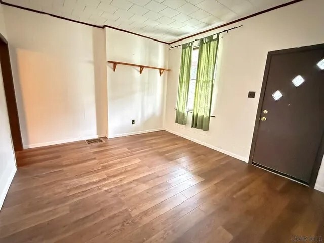 Building Photo - 129 Plainfield Ave