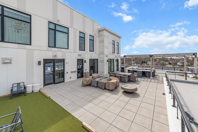 Building Photo - 191 Washington St