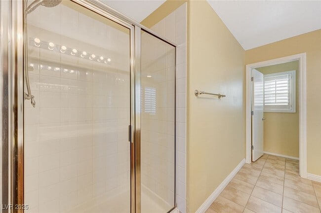 Building Photo - 10644 Tray Mountain Ave