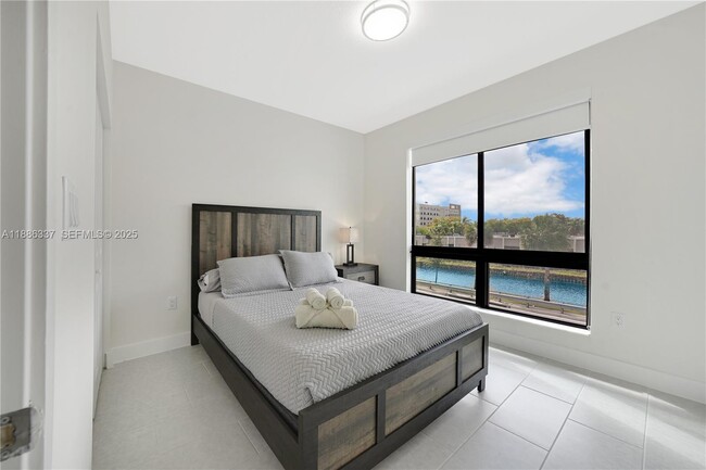 Building Photo - 8167 NW 41st St