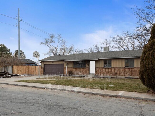 Building Photo - 1117 N 980 W St