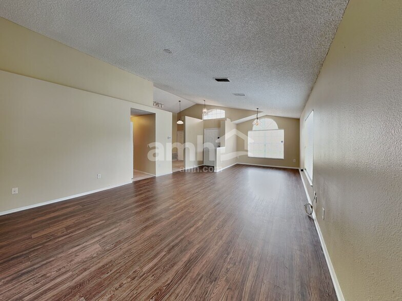 Building Photo - 893 Ferry Landing Ln