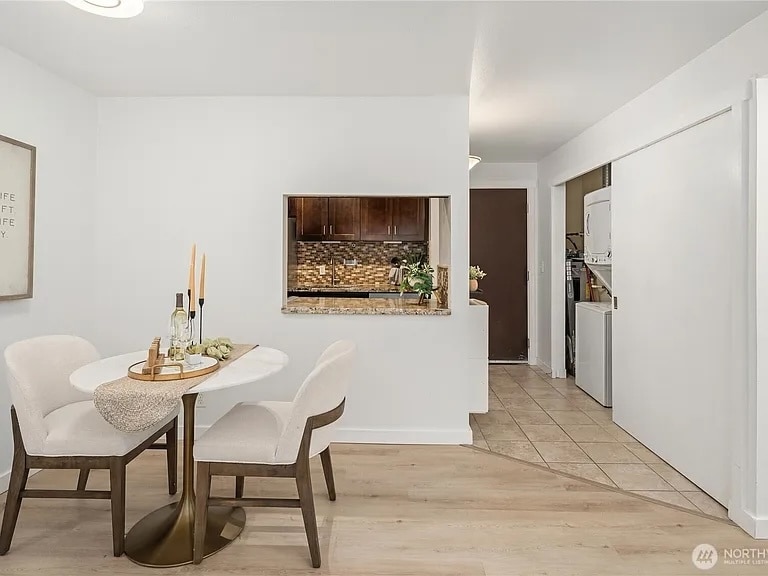 Building Photo - 800 N Allen Pl