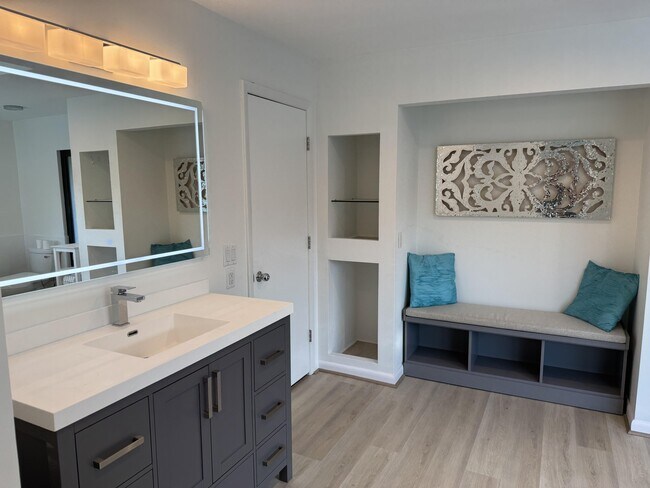 Building Photo - 2903 Banyan Blvd Cir NW