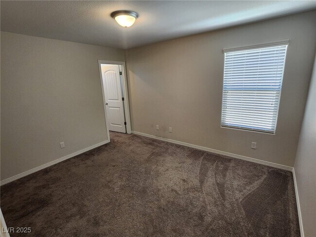 Building Photo - 3029 Young Bouvier Ave
