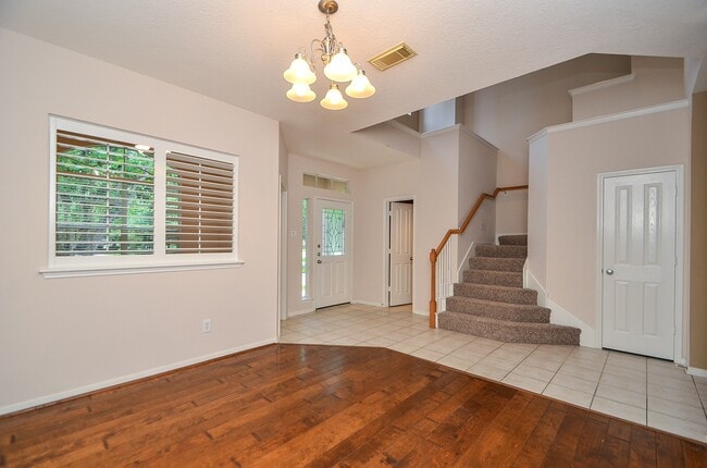 Building Photo - 11 Cider Mill Ct