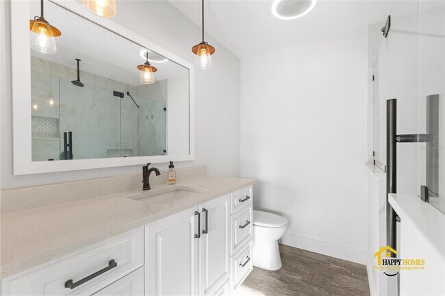 Building Photo - 1940 Blackfoot Trail