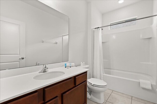 Building Photo - 4486 Monado Dr