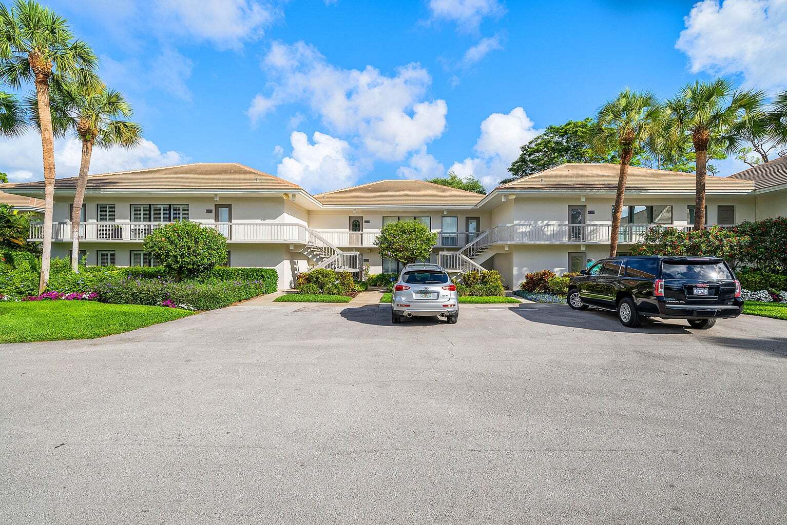 Building Photo - 4249 Quail Ridge Dr N