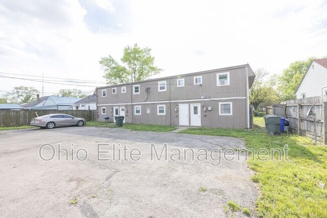 Building Photo - 3090 Grasmere Ave