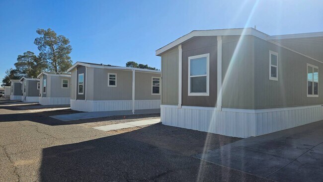 Building Photo - 1431 N French St