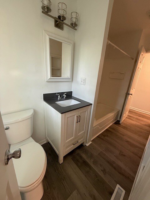 Building Photo - Jannat Arnsby