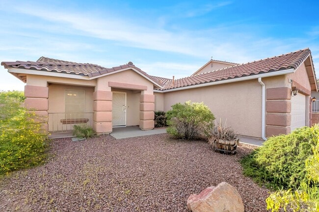 Building Photo - 3 BEDROOM SINGLE STORY IN HENDERSON!