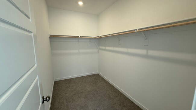 Building Photo - Must See - Spacious 3-Bedroom, 2-Bath Home in Riverstone