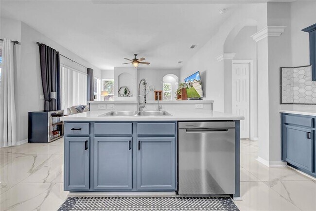 Building Photo - 4455 Gevalia Dr