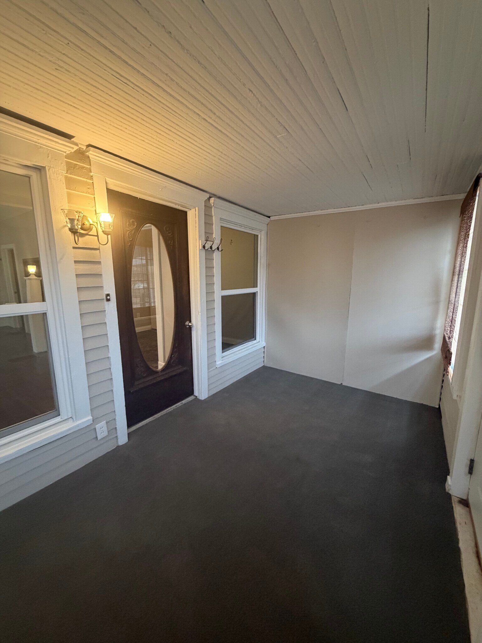 Building Photo - 134 Perry St