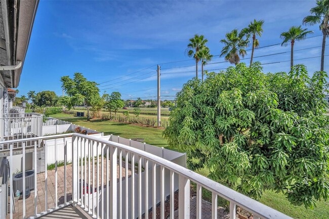 Building Photo - 2867 SW 125th Ave