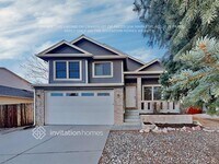 Building Photo - 240 Peck Ct