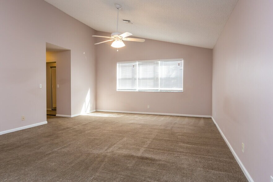Building Photo - 7730 NW 63rd Way