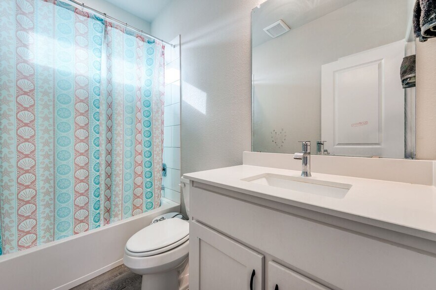 Building Photo - 2013 Gray Towers Way