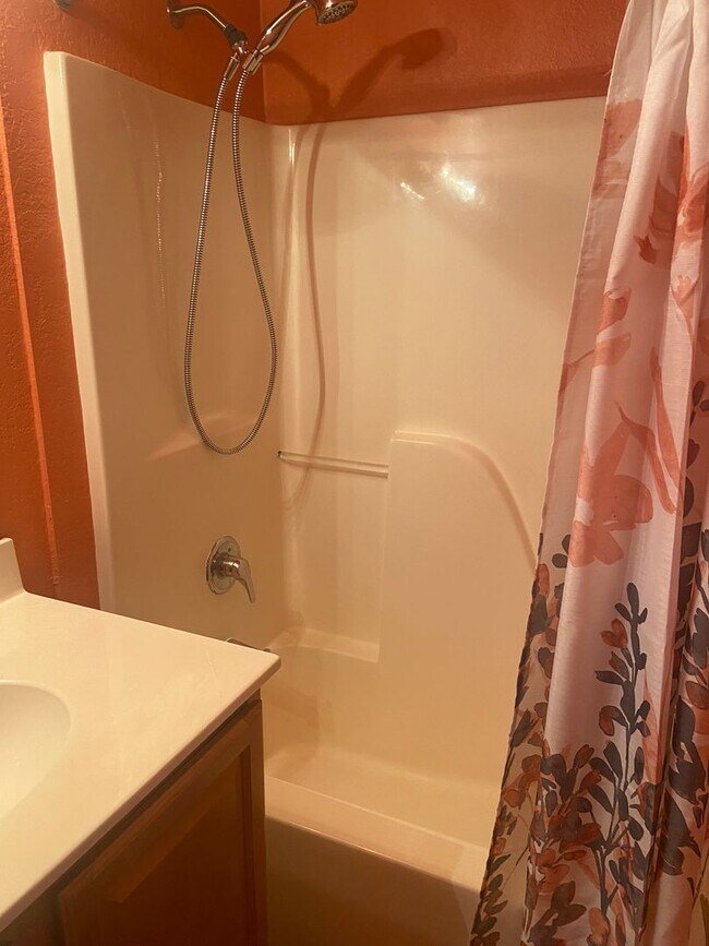 Building Photo - PlayersClub101-14203