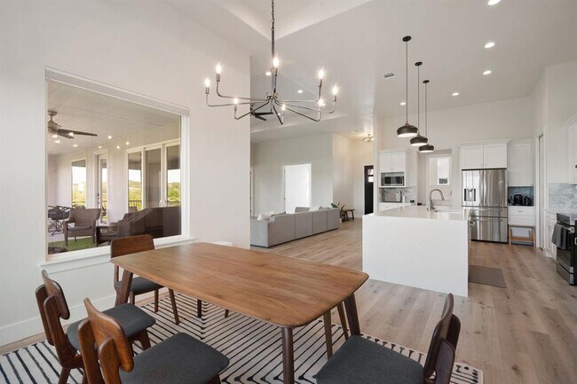 Building Photo - 20704 Leaning Oak Dr