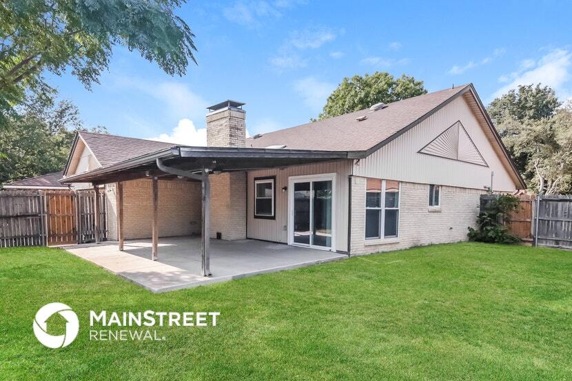 Building Photo - 608 San Carlos Dr