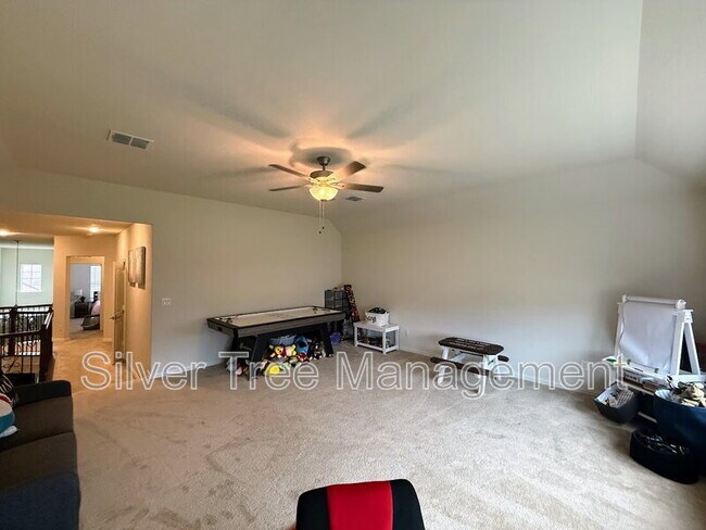 Building Photo - 1109 Pinnacle Ridge Rd