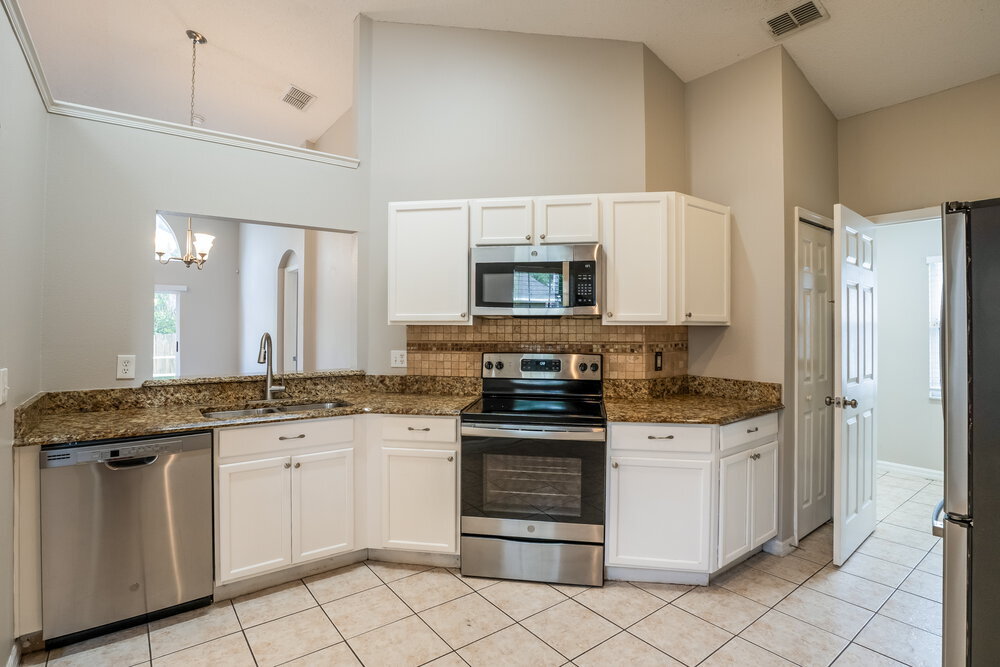Building Photo - 7920 Oakstone Ct