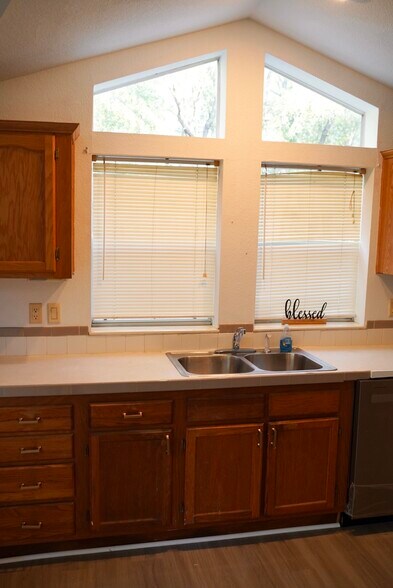 Building Photo - 29205 Saddle Oaks Ln