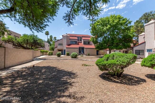 Building Photo - 4279 N River Grove Cir