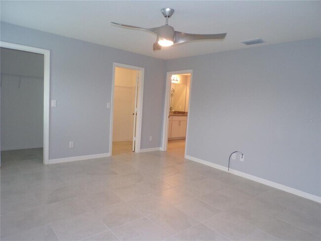 Building Photo - 25583 Deep Creek Blvd